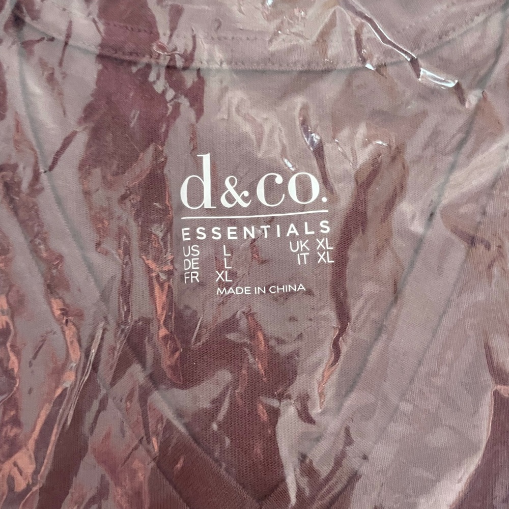 Denim & Co. Essentials Short Sleeve Oversized V-neck T-shirt A211539 QVC NWT L - Picture 5 of 6